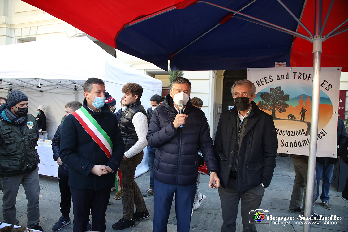 VBS_6018 - 10.ma Fiera Nazionale del Tartufo e Fiera dei Santi.jpg